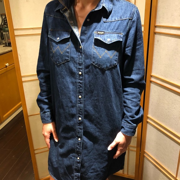 Wrangler Denim Shirt Dress - Picture 2 of 4